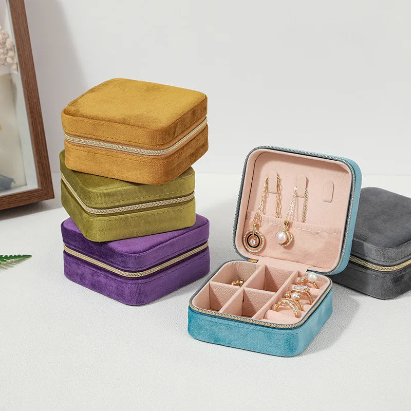 Velvet Classic Jewelry Box Storage Case elyndar