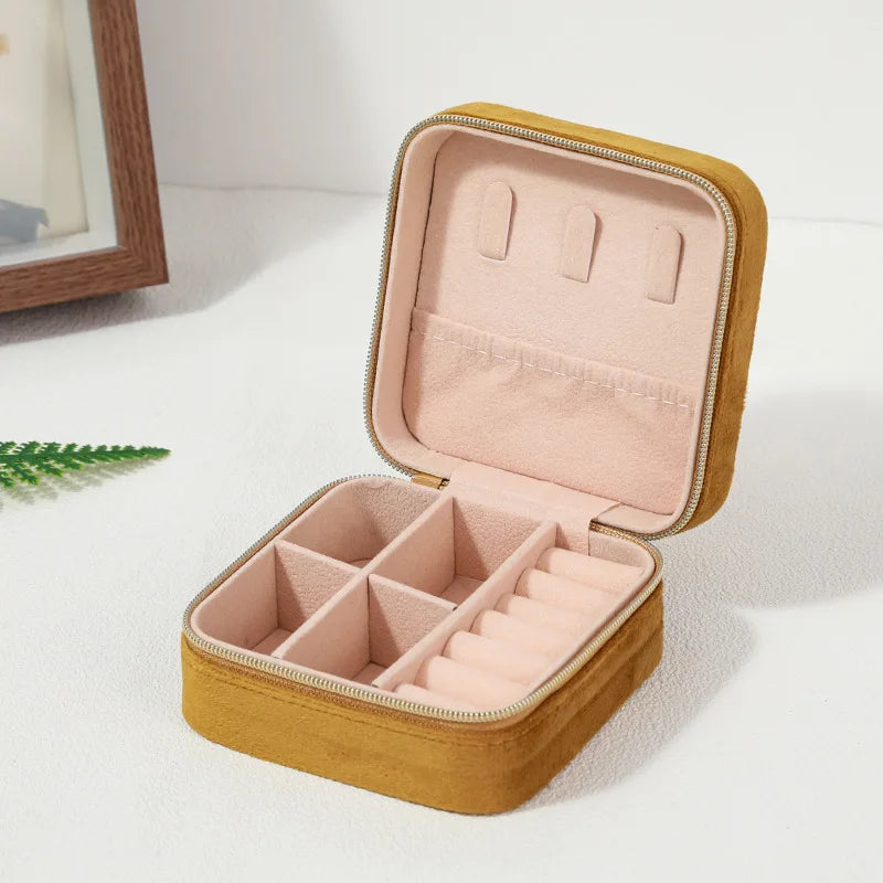 Velvet Classic Jewelry Box Storage Case elyndar
