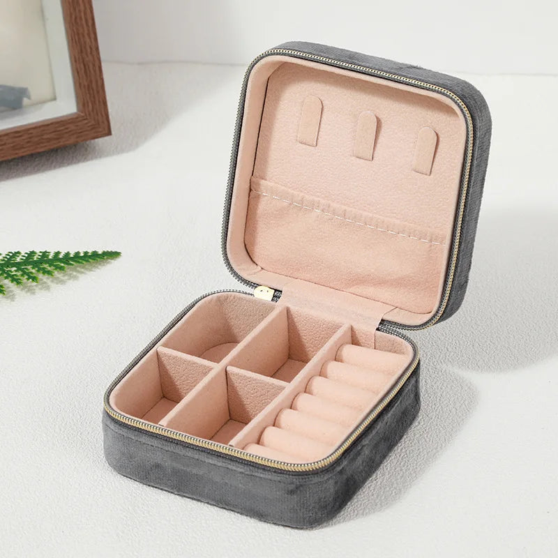 Velvet Classic Jewelry Box Storage Case elyndar